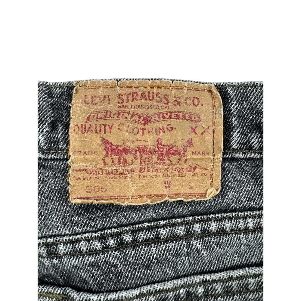 Vintage Levis 505 Charcoal Gray Mens Jeans 34x30 Made in USA Regular Straight